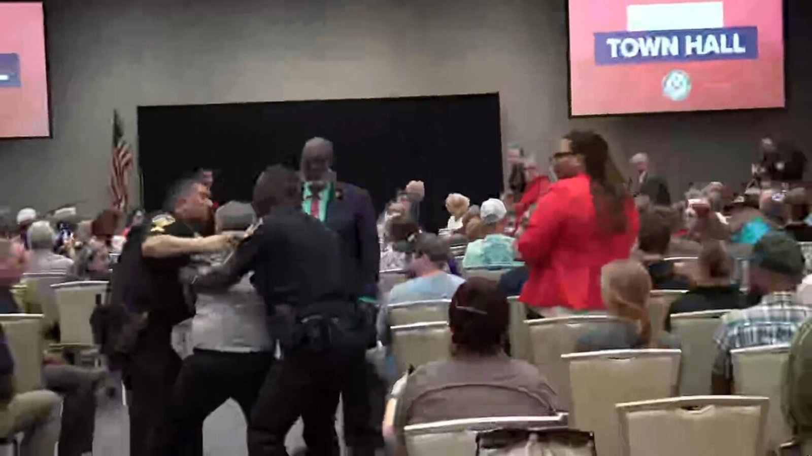 Grassley is pressed in Iowa, fights at the City Council of Marjorie Taylor Greene