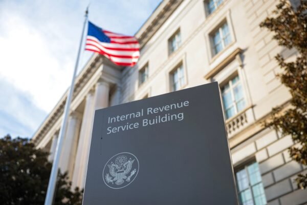 Interim IRS commissioner plans to resign after a data exchange agreement with immigration authorities