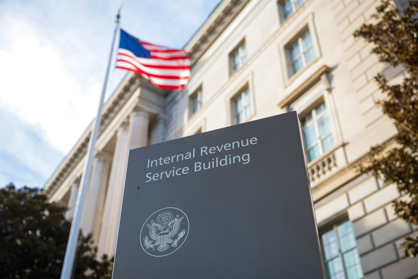 Interim IRS commissioner plans to resign after a data exchange agreement with immigration authorities