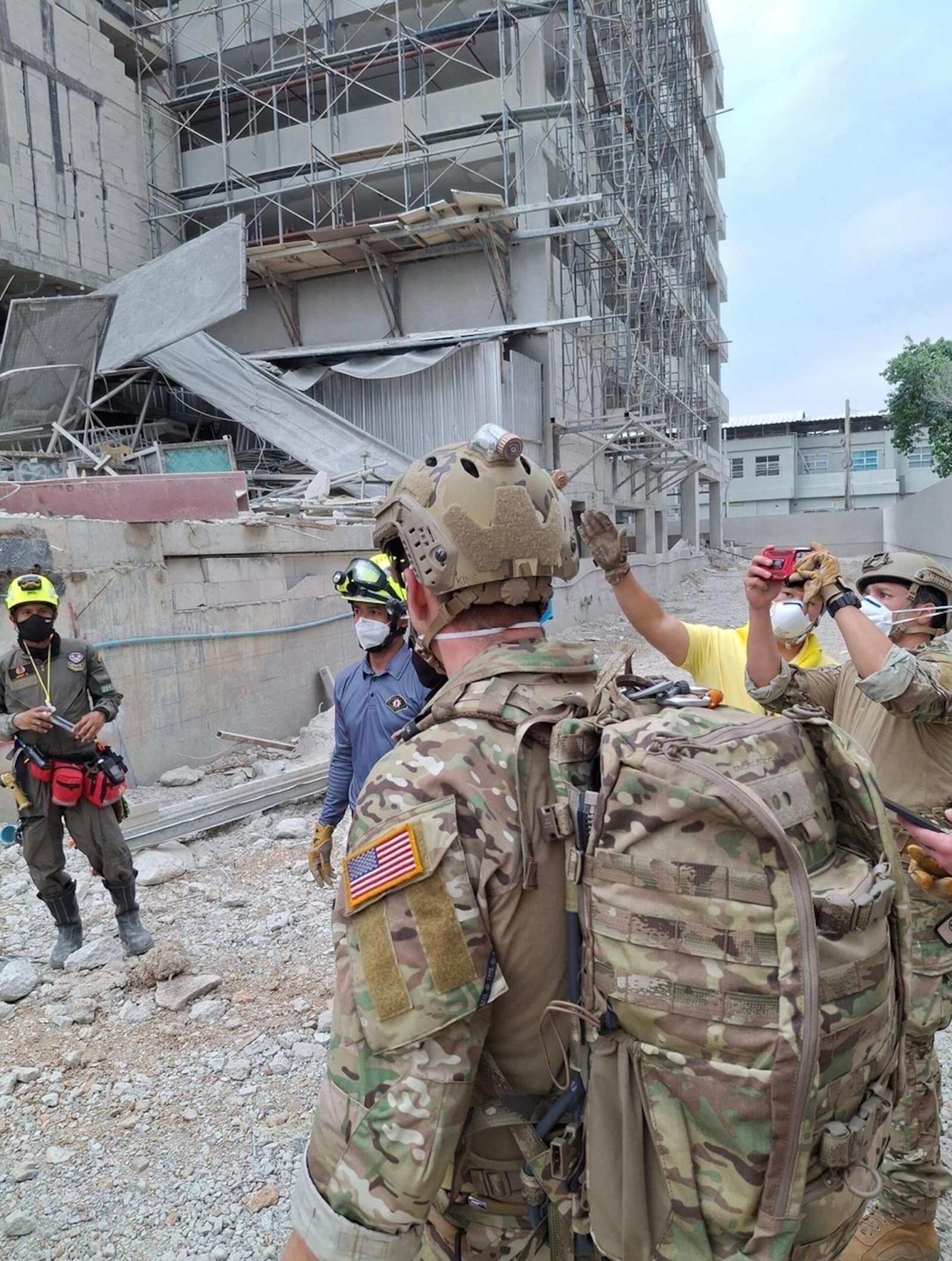 Photo: The military personnel of the United States Indo-Pacific Command continues to work together with the Thai Army and the first to respond near the building of the State Audit Office collapsed in Bangkok, Thailand, March 28, 2025.