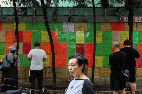 The United States and China announce the agreement to reduce reciprocal tariffs for 90 days