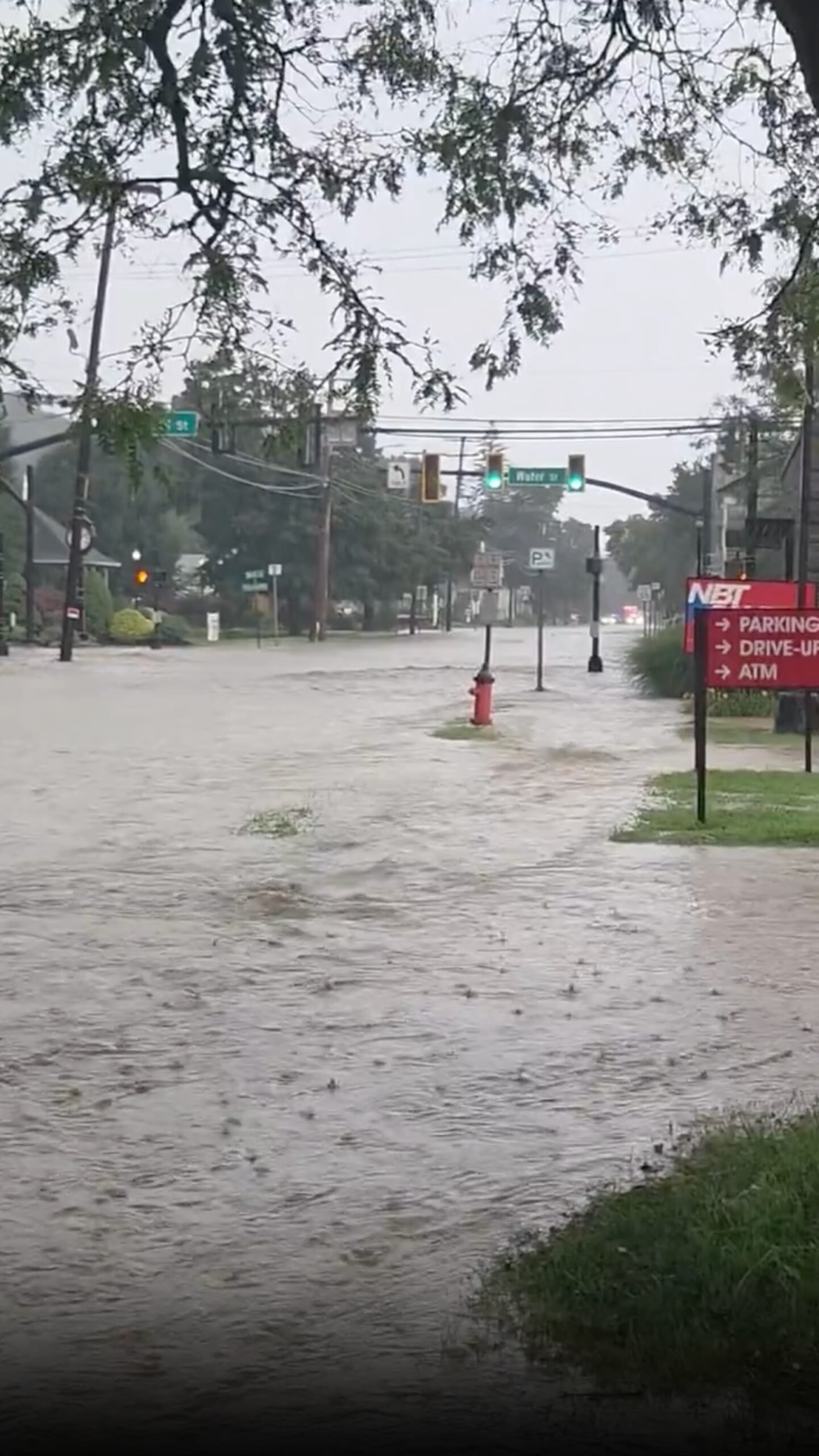 Sudden floods threaten the counties in southern New York: Governor