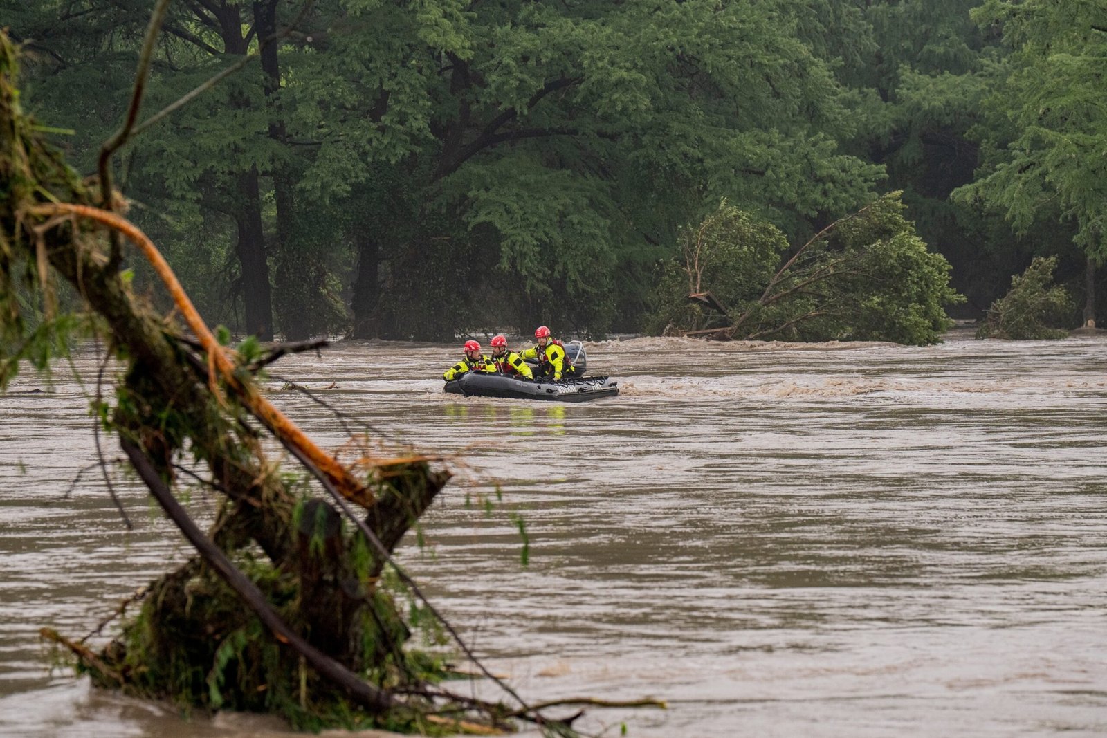 Photo: Deaths reported after floods in Texas Hill Country