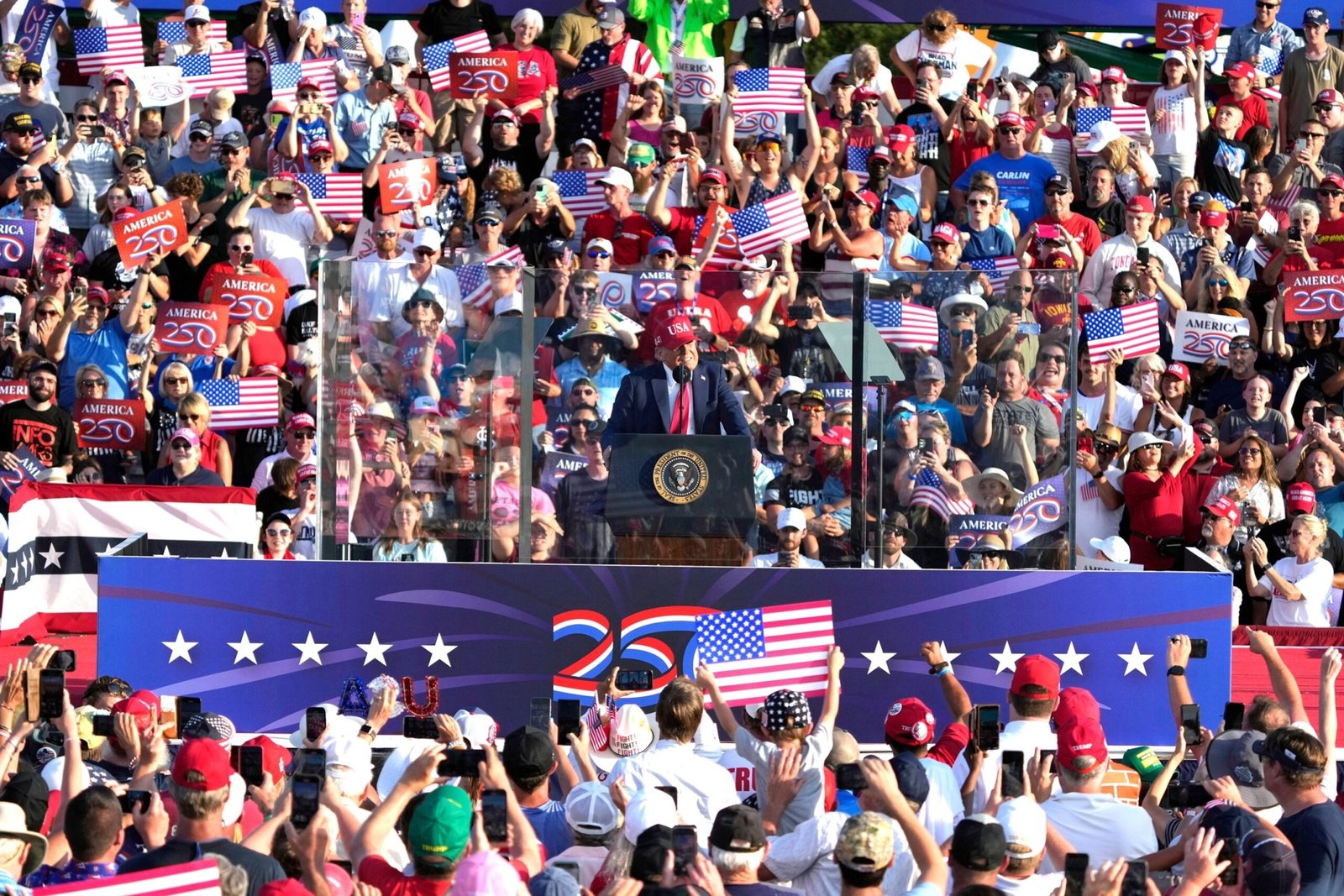 Trump criticized for using an anti -Semitic insult in Iowa's speech