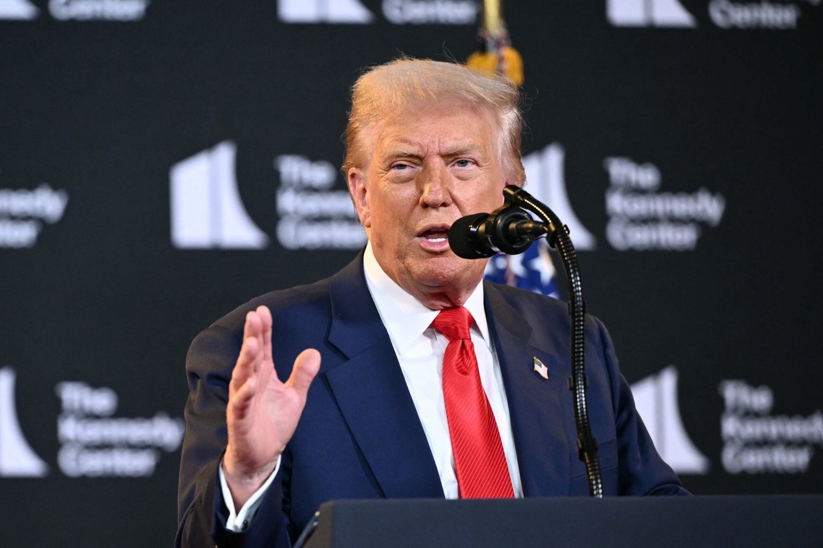 As the guard deployed, Trump seeks the long -term federal control 'of the DC Police