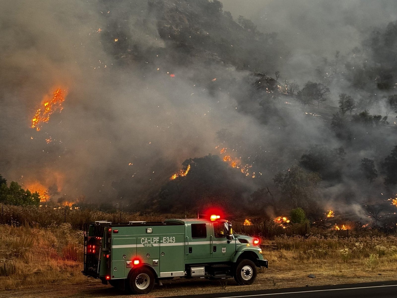 Gifford Fire burns more than 72,000 acres in California