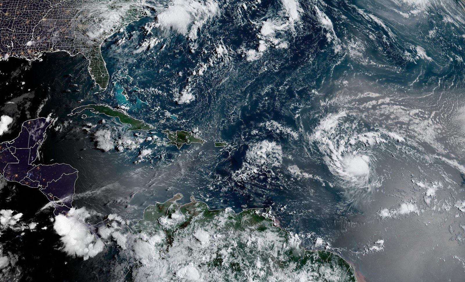 Tropical storm Erin Tracker: last path, when the hurricane will be strengthened