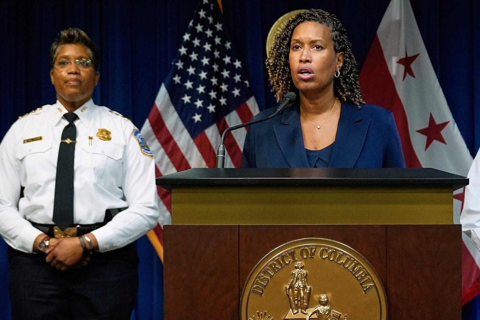 Photo: Washington, the mayor of DC, Muriel Bowser, speaks at a press conference after President Donald Trump announced a federal acquisition of the Metropolitan Police Department in the Wilson building, on August 11, 2025 in Washington.