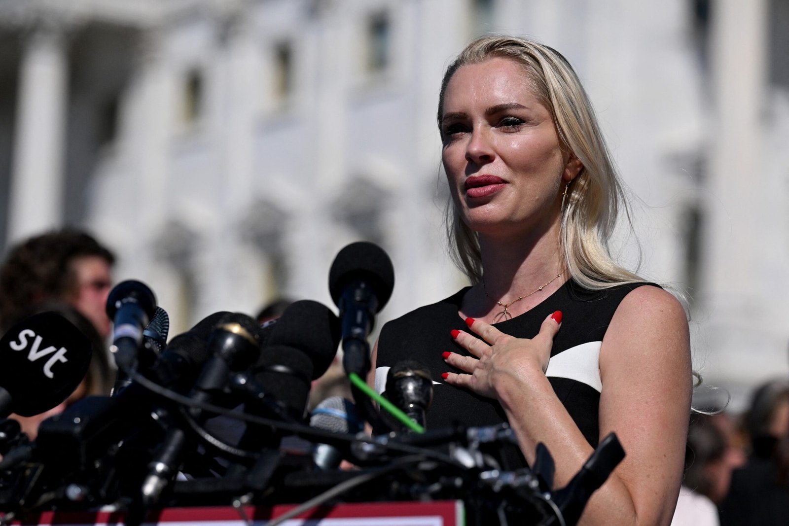 Photo: Anouska de Georgiou, who testified about sexual abuse in the case of Jeffrey Epstein, speaks during a press conference and a concentration in support of Epstein's victims outside the Capitol in Washington, on September 3, 2025.