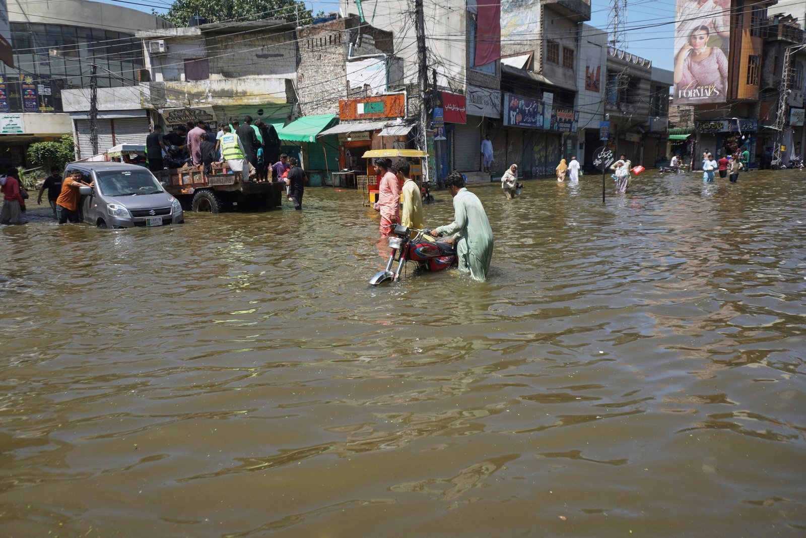 United States approves funds for the relief of floods in Pakistan: first at ABC