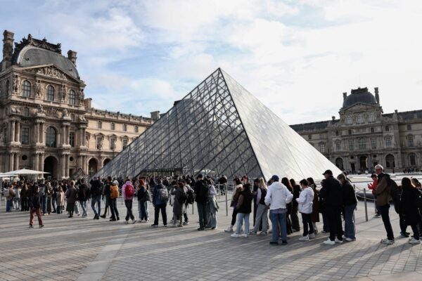 Intense search continues for Louvre suspects after DNA found on helmet and glove PHOTO: FRANCE-MUSEUM-THEFT-INVESTIGATION-TOURISM