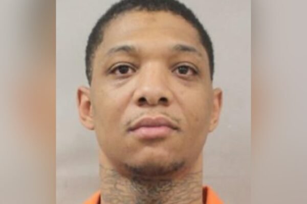 Last New Orleans inmate to escape from custody after ‘brief confrontation’: police Last New Orleans inmate to escape from custody after 'brief confrontation': police