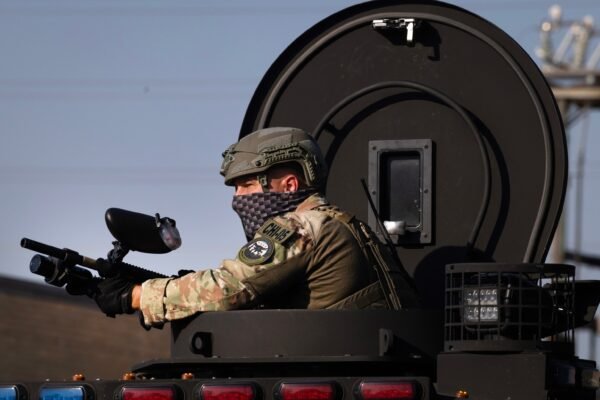 National Security requests that the National Guard be sent to Chicago despite the protests of local leaders National Security requests that the National Guard be sent to Chicago despite the protests of local leaders