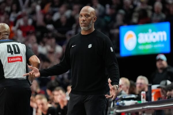 Portland Trail Blazers Coach Chauncey Billups Charged in Illegal Mob-Linked Poker Operation Portland Trail Blazers Coach Chauncey Billups Charged in Illegal Mob-Linked Poker Operation