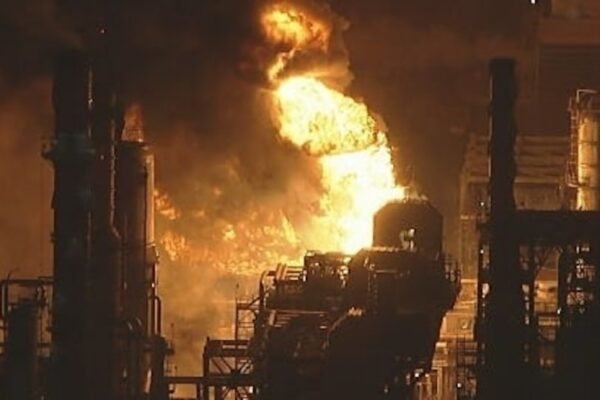 Strata fire in Chevron Refinery in the second Strata fire in Chevron Refinery in the second