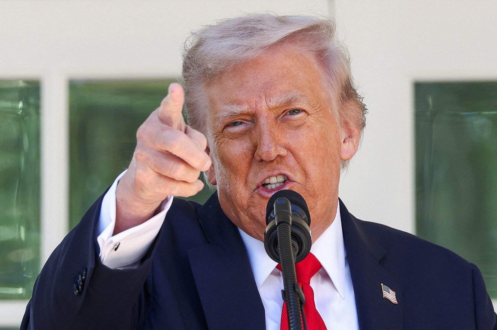 Trump wants the Justice Department to pay him $230 million for previous investigations: sources